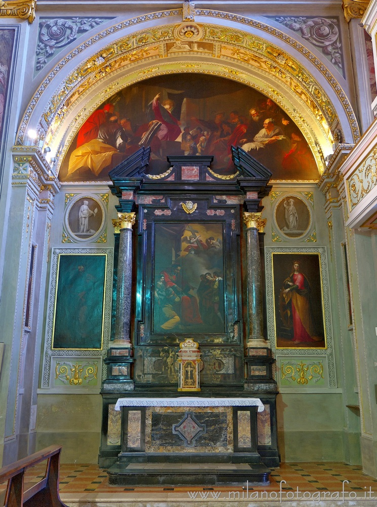 Romano di Lombardia (Bergamo, Italy) - Altar of the Christian Doctrine  in the Basilica of San Defendente